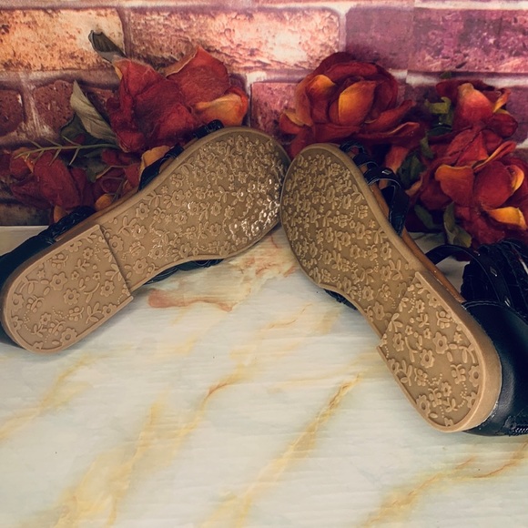 SO Black Silver Stud Gladiator Sandals - Picture 11 of 13